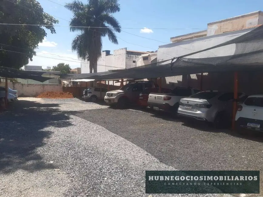 Foto 4 de Terreno / Lote à venda, 644m2 em Centro, Montes Claros - MG