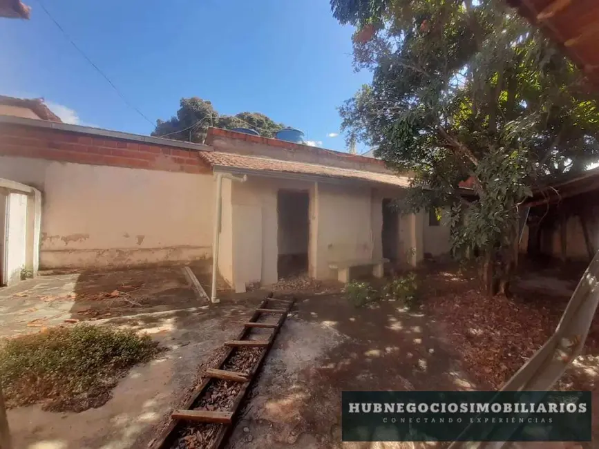 Foto 3 de Casa com 4 quartos à venda, 423m2 em Centro, Montes Claros - MG