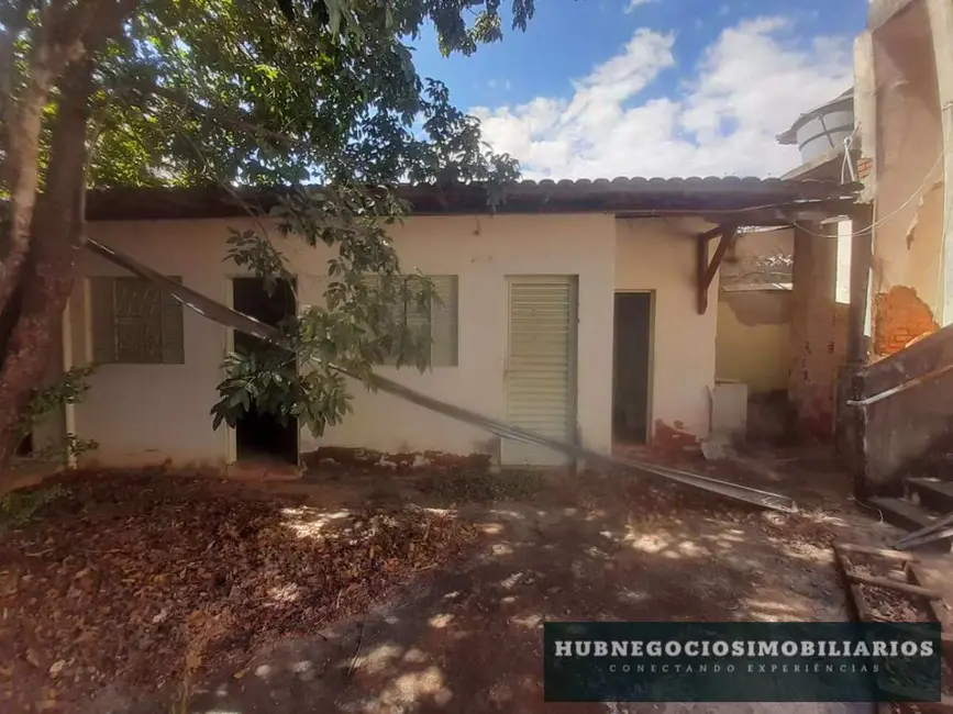 Foto 6 de Casa com 4 quartos à venda, 423m2 em Centro, Montes Claros - MG