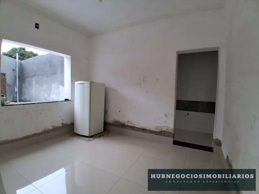 Foto 1 de Casa com 3 quartos à venda, 150m2 em Santa Rita I, Montes Claros - MG