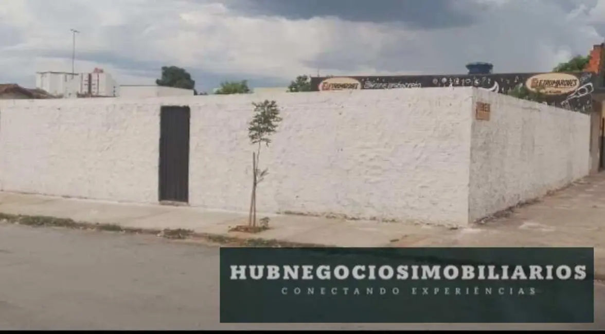 Foto 1 de Terreno / Lote à venda, 180m2 em Morada do Sol, Montes Claros - MG