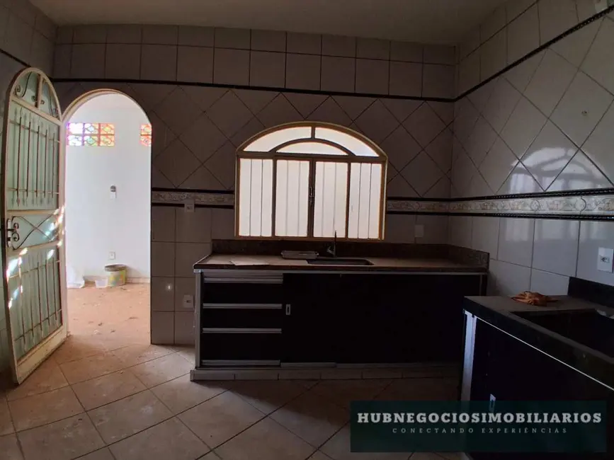 Foto 7 de Casa com 2 quartos à venda, 263m2 em Santa Rita I, Montes Claros - MG