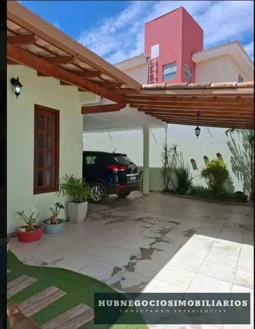 Casa com 4 quartos à venda, 270m2 em Barcelona Park, Montes Claros - MG - imagem 1 Foto 1 de Casa com 4 quartos à venda, 270m2 em Barcelona Park, Montes Claros - MG