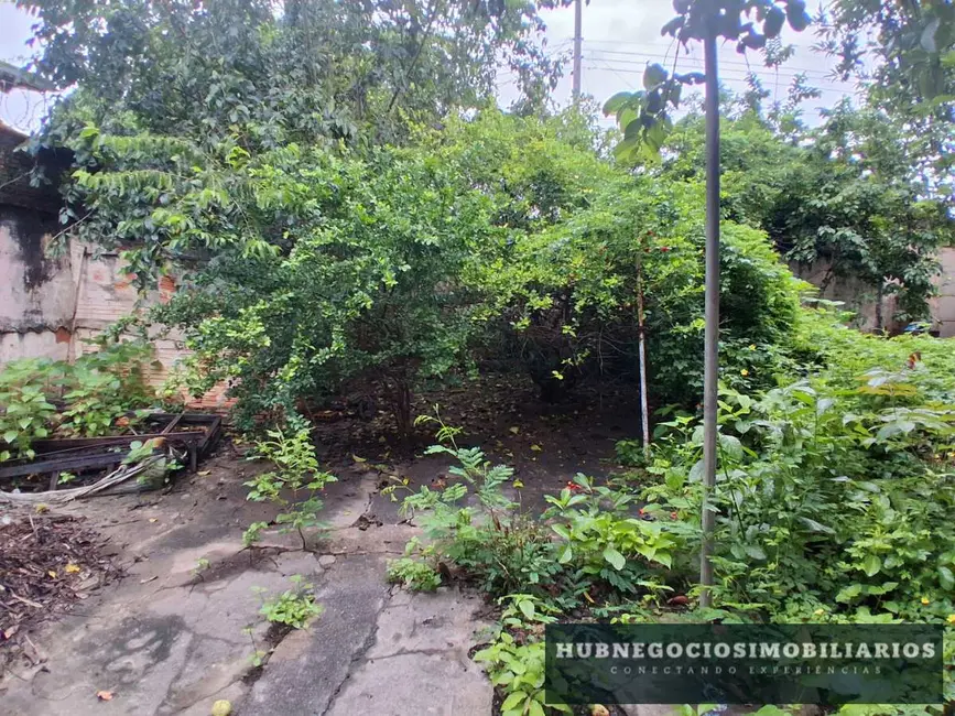 Foto 1 de Terreno / Lote com 2 quartos à venda, 612m2 em Edgar Pereira, Montes Claros - MG