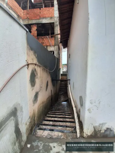 Foto 4 de Casa com 3 quartos à venda, 354m2 em Santa Rita I, Montes Claros - MG