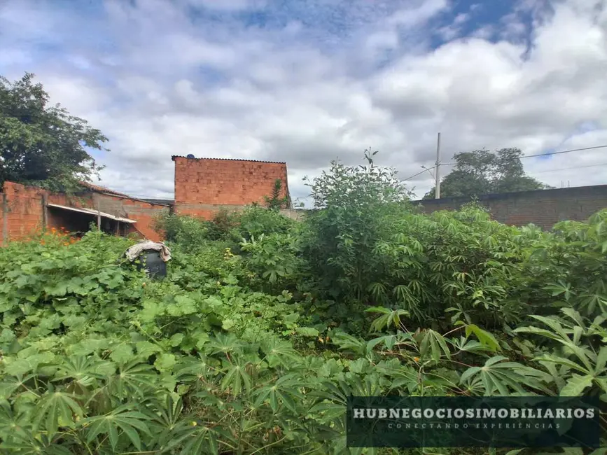 Foto 2 de Terreno / Lote à venda, 230m2 em Carmelo, Montes Claros - MG