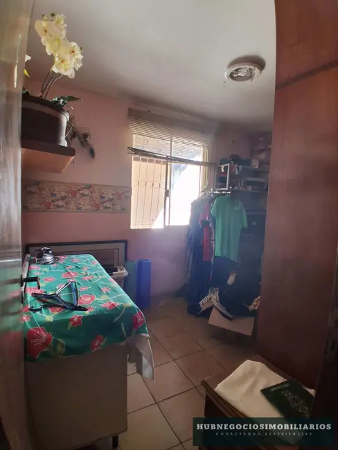 Foto 6 de Casa com 4 quartos à venda, 290m2 em Morada do Parque, Montes Claros - MG
