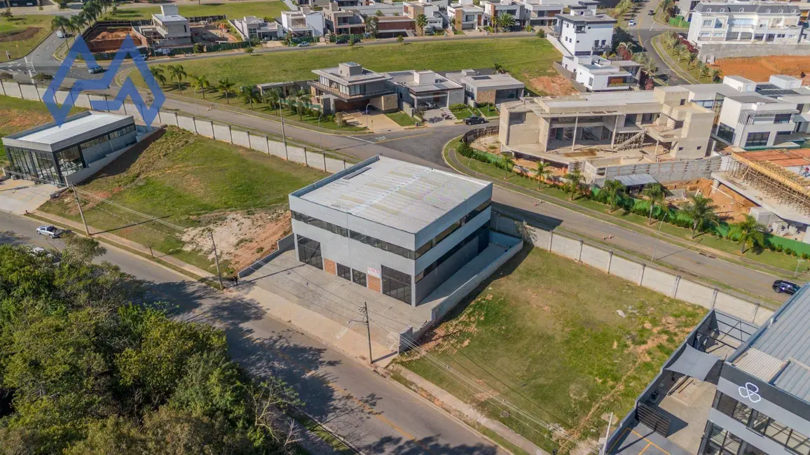 Foto 1 de Armazém / Galpão à venda e para alugar, 912m2 em Votorantim - SP