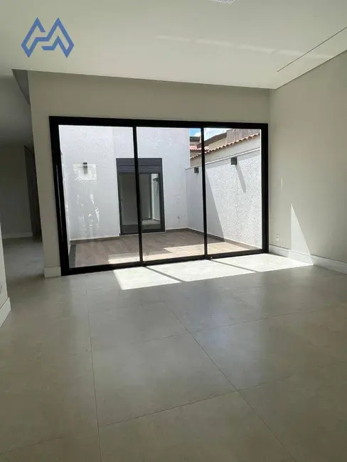 Foto 2 de Casa de Condomínio com 3 quartos à venda, 250m2 em Sorocaba - SP