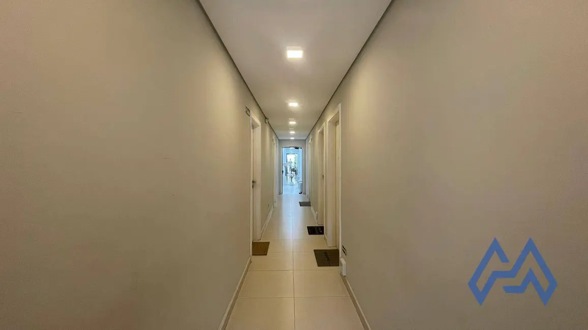 Sala Comercial à venda, 360m2 em Parque Campolim, Sorocaba - SP - imagem 5 Foto 5 de Sala Comercial à venda, 360m2 em Parque Campolim, Sorocaba - SP