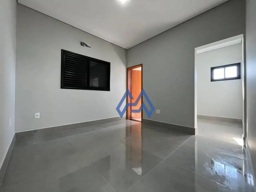 Casa de Condomínio com 3 quartos à venda, 250m2 em Cajuru do Sul, Sorocaba - SP - imagem 6 Foto 6 de Casa de Condomínio com 3 quartos à venda, 250m2 em Cajuru do Sul, Sorocaba - SP