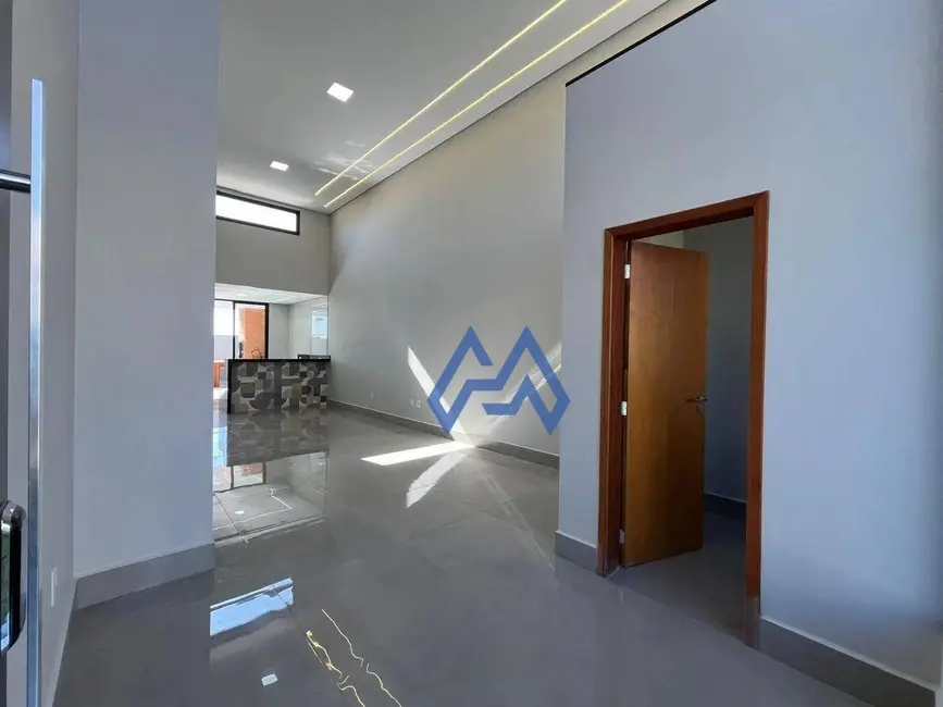 Casa de Condomínio com 3 quartos à venda, 250m2 em Cajuru do Sul, Sorocaba - SP - imagem 7 Foto 7 de Casa de Condomínio com 3 quartos à venda, 250m2 em Cajuru do Sul, Sorocaba - SP