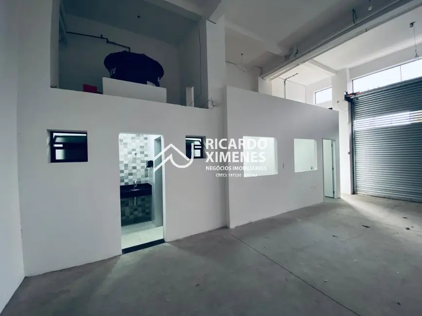 Foto 6 de Sala Comercial para alugar, 200m2 em Ipês (Polvilho), Cajamar - SP