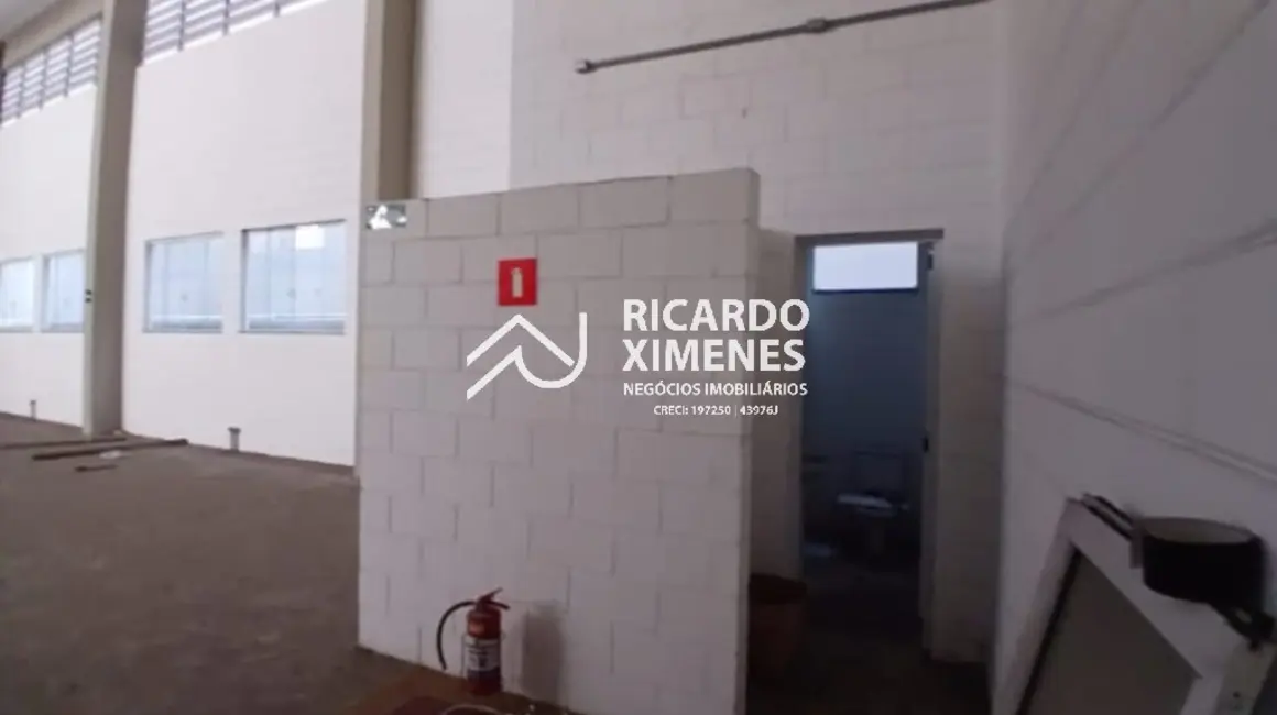 Loja à venda e para alugar, 1982m2 em Paraíso (Polvilho), Cajamar - SP - imagem 5 Foto 5 de Loja à venda e para alugar, 1982m2 em Paraíso (Polvilho), Cajamar - SP