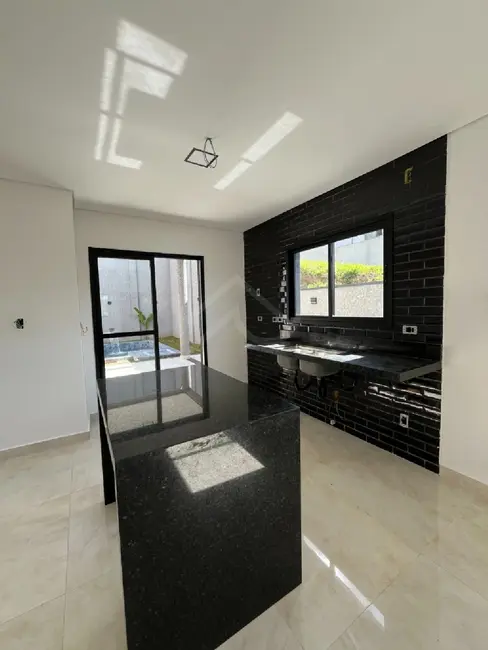 Casa de Condomínio com 3 quartos à venda, 126m2 em Santana De Parnaiba - SP - imagem 5 Foto 5 de Casa de Condomínio com 3 quartos à venda, 126m2 em Santana De Parnaiba - SP