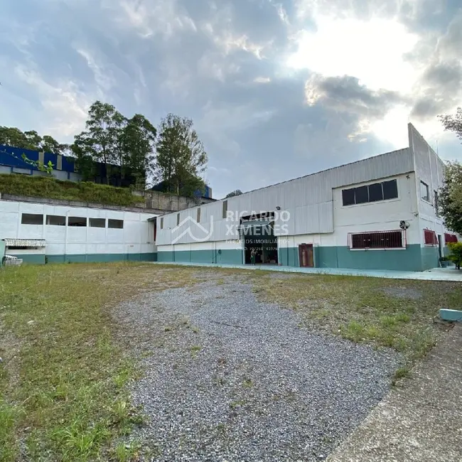 Armazém / Galpão para alugar, 750m2 em Chácara do Solar I (Fazendinha), Santana De Parnaiba - SP - imagem 4 Foto 4 de Armazém / Galpão para alugar, 750m2 em Chácara do Solar I (Fazendinha), Santana De Parnaiba - SP