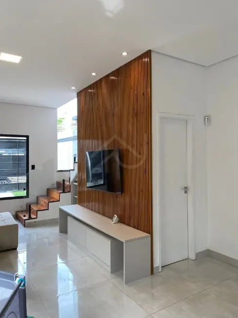 Casa de Condomínio com 3 quartos à venda, 137m2 em Santana De Parnaiba - SP - imagem 4 Foto 4 de Casa de Condomínio com 3 quartos à venda, 137m2 em Santana De Parnaiba - SP