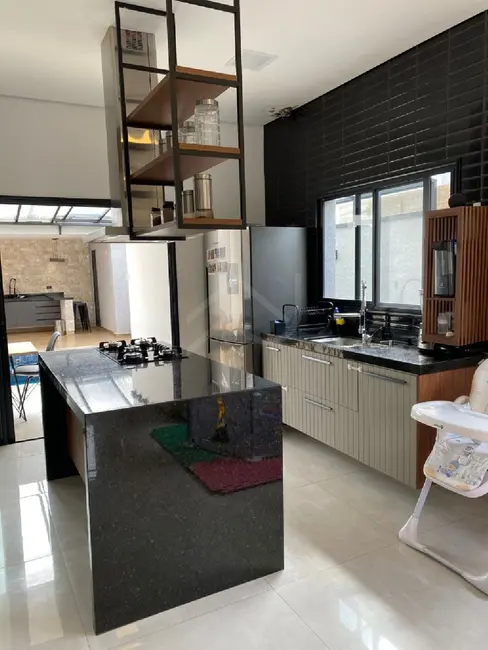 Casa de Condomínio com 3 quartos à venda, 137m2 em Santana De Parnaiba - SP - imagem 6 Foto 6 de Casa de Condomínio com 3 quartos à venda, 137m2 em Santana De Parnaiba - SP