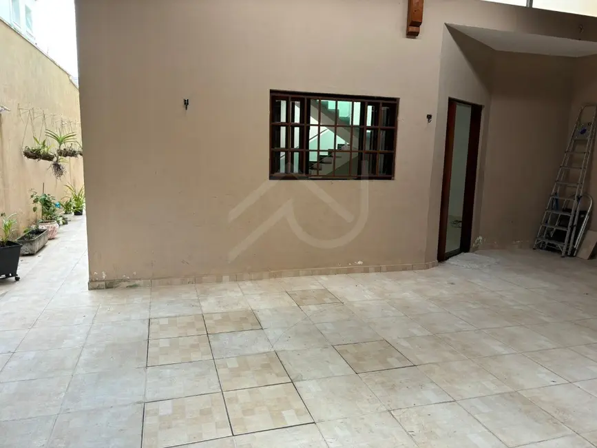 Casa com 3 quartos à venda e para alugar, 284m2 em Portais (Polvilho), Cajamar - SP - imagem 2 Foto 2 de Casa com 3 quartos à venda e para alugar, 284m2 em Portais (Polvilho), Cajamar - SP