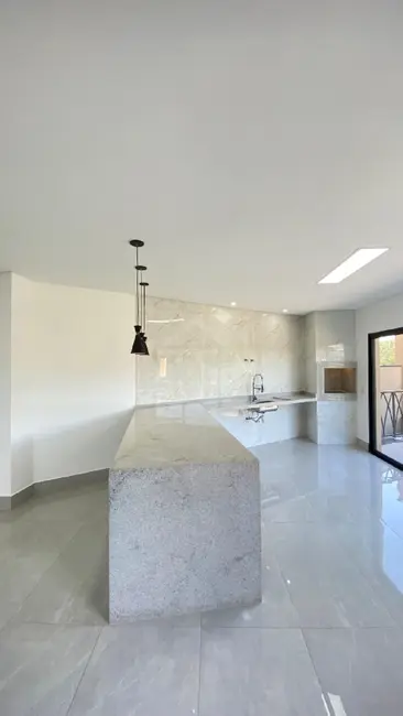 Casa com 3 quartos à venda, 200m2 em Portais (Polvilho), Cajamar - SP - imagem 6 Foto 6 de Casa com 3 quartos à venda, 200m2 em Portais (Polvilho), Cajamar - SP