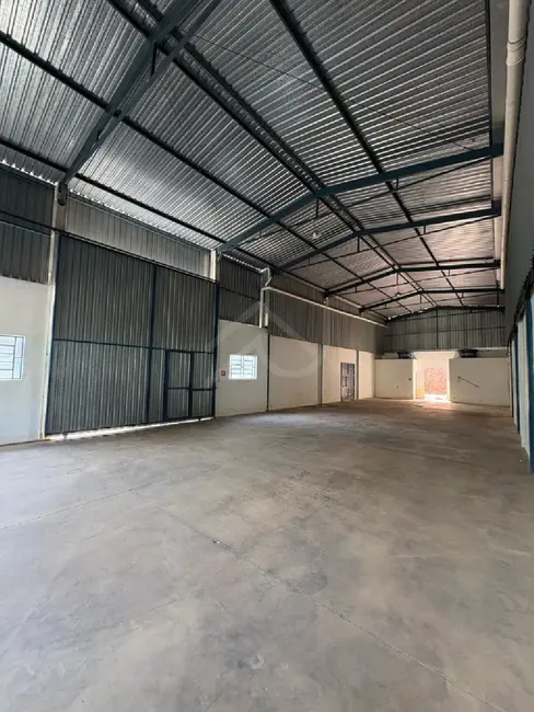 Armazém / Galpão para alugar, 350m2 em Jordanésia (Jordanésia), Cajamar - SP - imagem 3 Foto 3 de Armazém / Galpão para alugar, 350m2 em Jordanésia (Jordanésia), Cajamar - SP