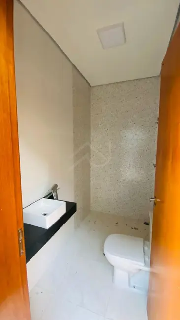 Casa com 3 quartos à venda, 202m2 em Portais (Polvilho), Cajamar - SP - imagem 8 Foto 8 de Casa com 3 quartos à venda, 202m2 em Portais (Polvilho), Cajamar - SP