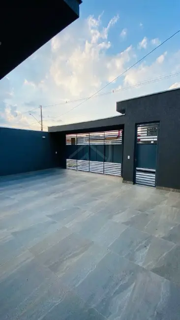 Casa com 3 quartos à venda, 202m2 em Portais (Polvilho), Cajamar - SP - imagem 2 Foto 2 de Casa com 3 quartos à venda, 202m2 em Portais (Polvilho), Cajamar - SP