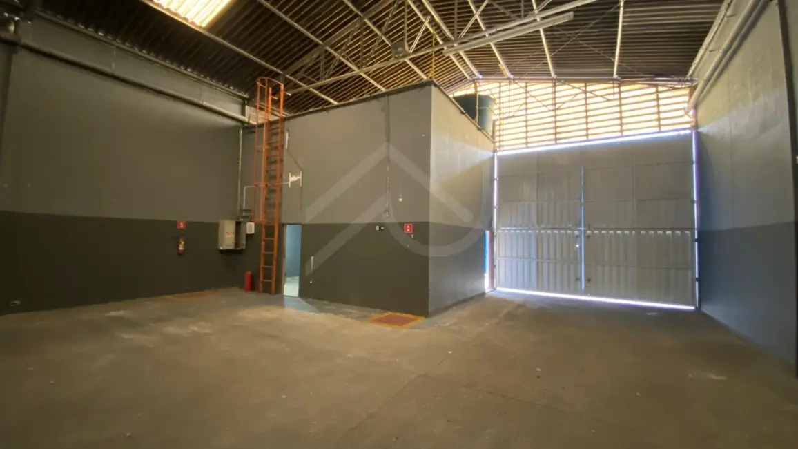 Armazém / Galpão para alugar, 476m2 em Jardim Santa Marta (Fazendinha), Santana De Parnaiba - SP - imagem 9 Foto 9 de Armazém / Galpão para alugar, 476m2 em Jardim Santa Marta (Fazendinha), Santana De Parnaiba - SP