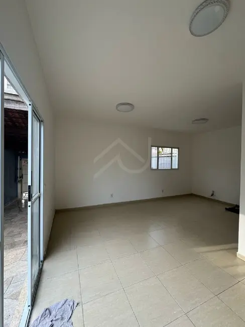 Casa com 2 quartos à venda, 200m2 em Portais (Polvilho), Cajamar - SP - imagem 6 Foto 6 de Casa com 2 quartos à venda, 200m2 em Portais (Polvilho), Cajamar - SP