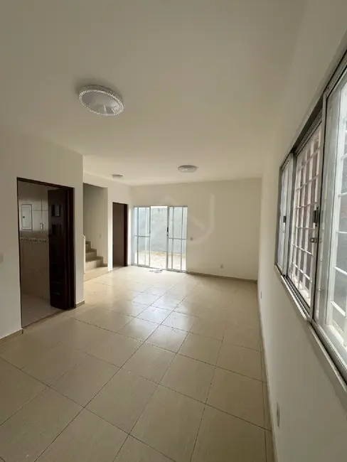 Casa com 2 quartos à venda, 200m2 em Portais (Polvilho), Cajamar - SP - imagem 5 Foto 5 de Casa com 2 quartos à venda, 200m2 em Portais (Polvilho), Cajamar - SP