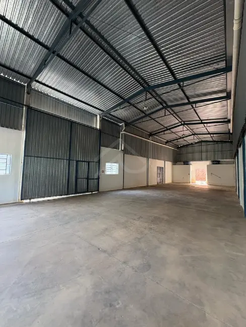 Armazém / Galpão para alugar, 1100m2 em Glebas, Franco Da Rocha - SP - imagem 4 Foto 4 de Armazém / Galpão para alugar, 1100m2 em Glebas, Franco Da Rocha - SP