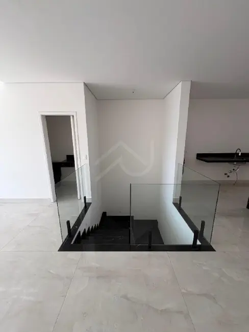 Casa com 3 quartos à venda, 175m2 em Portais (Polvilho), Cajamar - SP - imagem 5 Foto 5 de Casa com 3 quartos à venda, 175m2 em Portais (Polvilho), Cajamar - SP