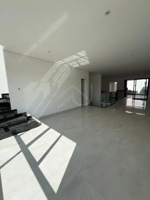 Casa com 3 quartos à venda, 175m2 em Portais (Polvilho), Cajamar - SP - imagem 6 Foto 6 de Casa com 3 quartos à venda, 175m2 em Portais (Polvilho), Cajamar - SP