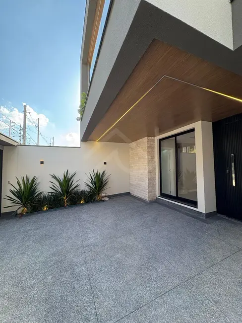 Foto 2 de Casa com 4 quartos à venda, 240m2 em Portais (Polvilho), Cajamar - SP