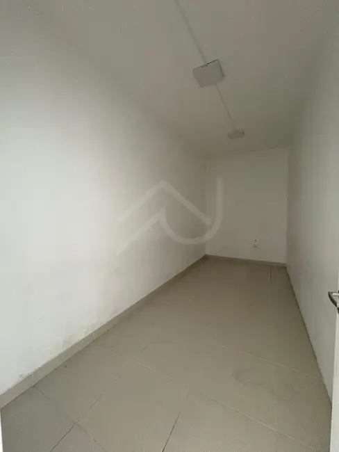 Foto 4 de Sala Comercial para alugar, 100m2 em Portais (Polvilho), Cajamar - SP