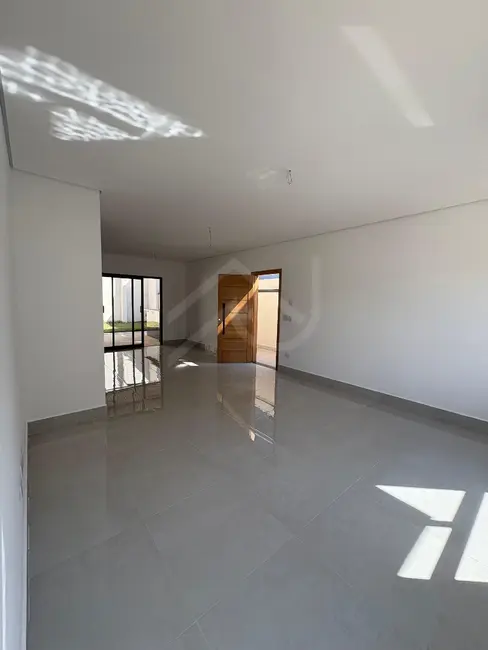 Casa com 3 quartos à venda, 118m2 em Portais (Polvilho), Cajamar - SP - imagem 4 Foto 4 de Casa com 3 quartos à venda, 118m2 em Portais (Polvilho), Cajamar - SP