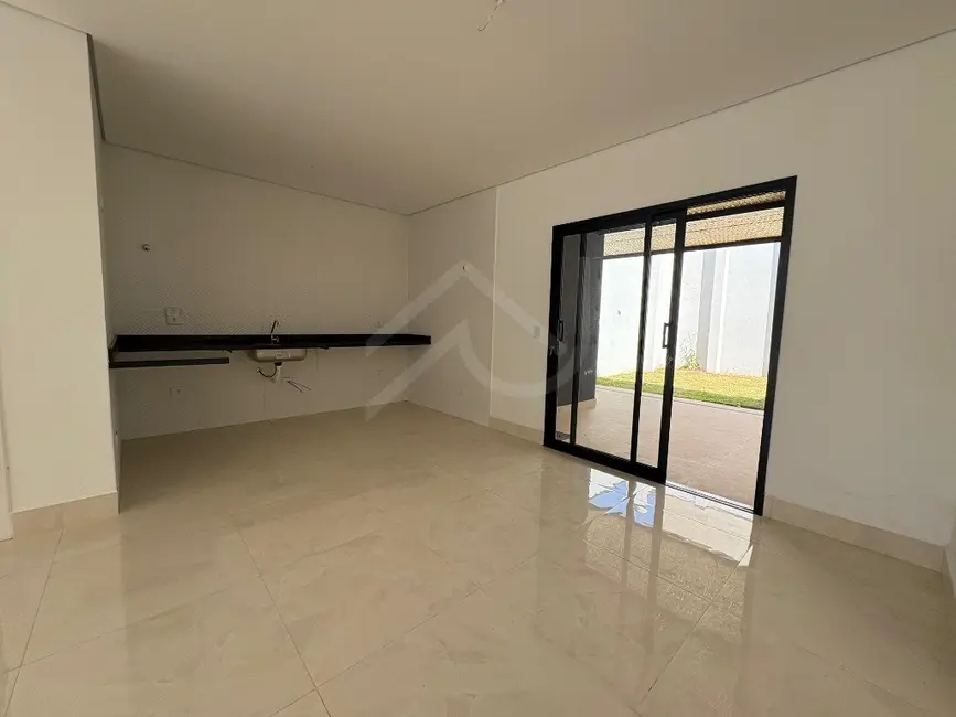 Casa com 3 quartos à venda, 118m2 em Portais (Polvilho), Cajamar - SP - imagem 4 Foto 4 de Casa com 3 quartos à venda, 118m2 em Portais (Polvilho), Cajamar - SP