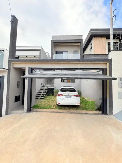 Foto 3 de Casa com 3 quartos à venda, 135m2 em Santana De Parnaiba - SP