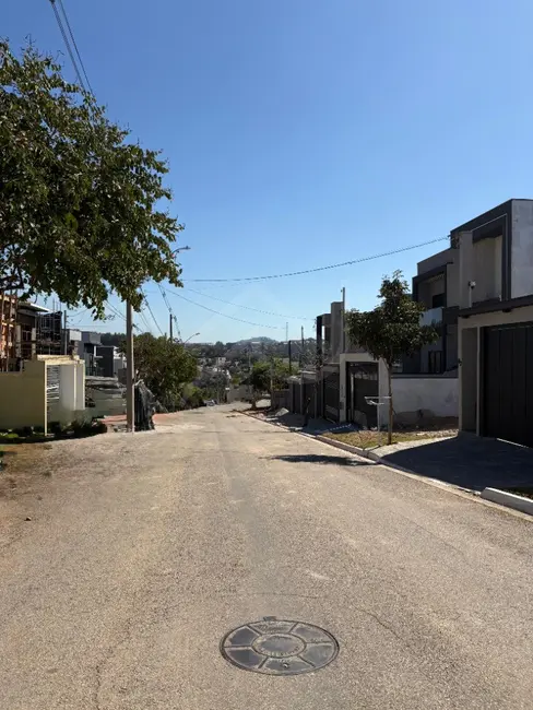 Foto 2 de Terreno / Lote à venda, 300m2 em Santana De Parnaiba - SP