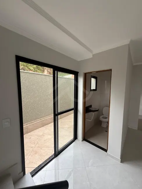 Foto 5 de Casa de Condomínio com 3 quartos à venda e para alugar, 169m2 em Jordanésia (Jordanésia), Cajamar - SP