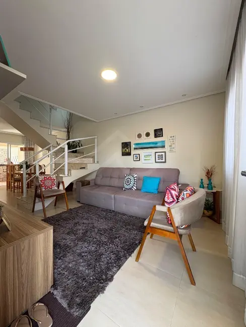 Foto 6 de Casa de Condomínio com 3 quartos para alugar, 93m2 em Portais (Polvilho), Cajamar - SP