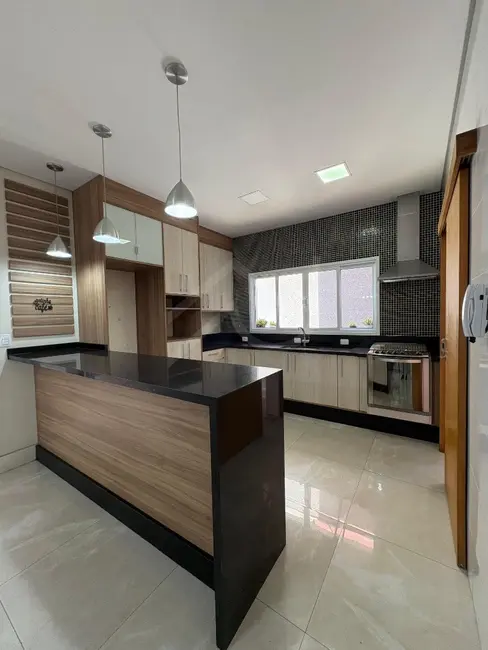 Foto 7 de Casa com 3 quartos para alugar, 187m2 em Portais (Polvilho), Cajamar - SP