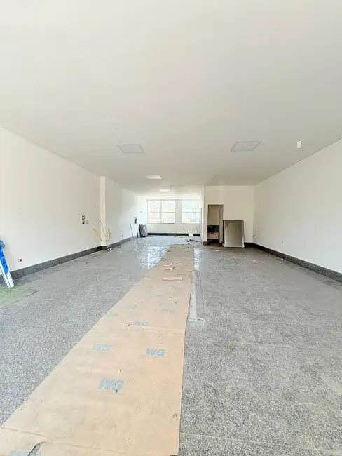 Foto 4 de Sala Comercial para alugar, 135m2 em Portais (Polvilho), Cajamar - SP