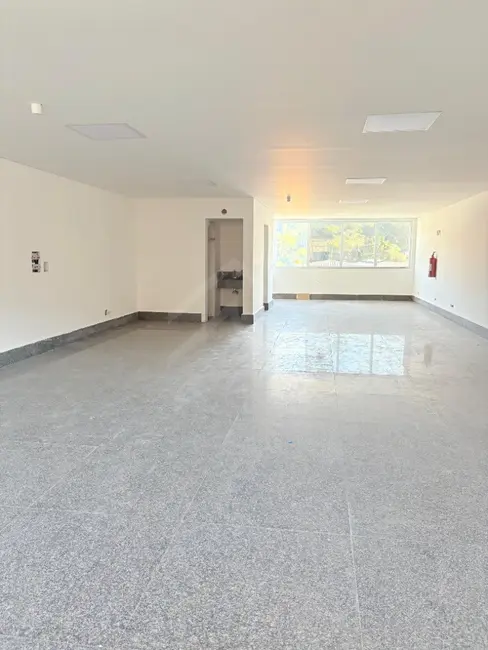 Sala Comercial para alugar, 136m2 em Portais (Polvilho), Cajamar - SP - imagem 3 Foto 3 de Sala Comercial para alugar, 136m2 em Portais (Polvilho), Cajamar - SP