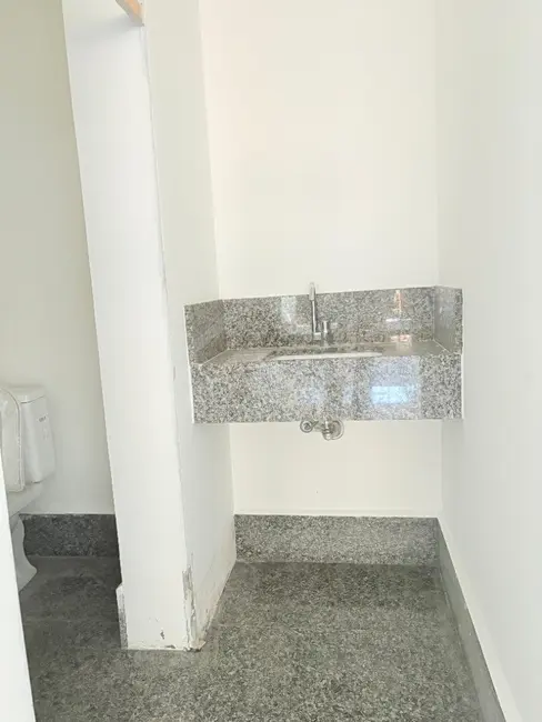 Sala Comercial para alugar, 136m2 em Portais (Polvilho), Cajamar - SP - imagem 6 Foto 6 de Sala Comercial para alugar, 136m2 em Portais (Polvilho), Cajamar - SP