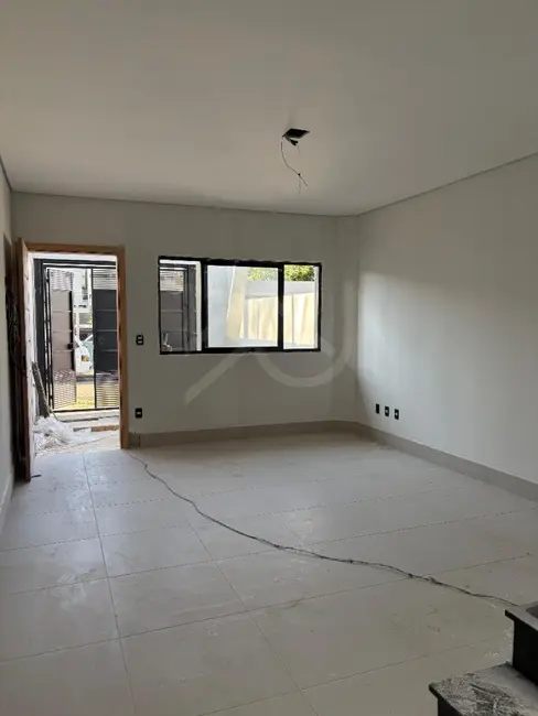 Foto 1 de Casa com 2 quartos para alugar, 90m2 em Ipês (Polvilho), Cajamar - SP