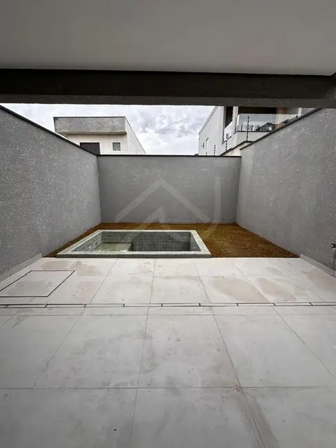 Casa com 3 quartos à venda, 131m2 em Santana De Parnaiba - SP - imagem 8 Foto 8 de Casa com 3 quartos à venda, 131m2 em Santana De Parnaiba - SP