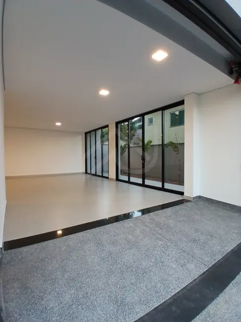 Foto 4 de Sala Comercial à venda e para alugar, 120m2 em Portais (Polvilho), Cajamar - SP