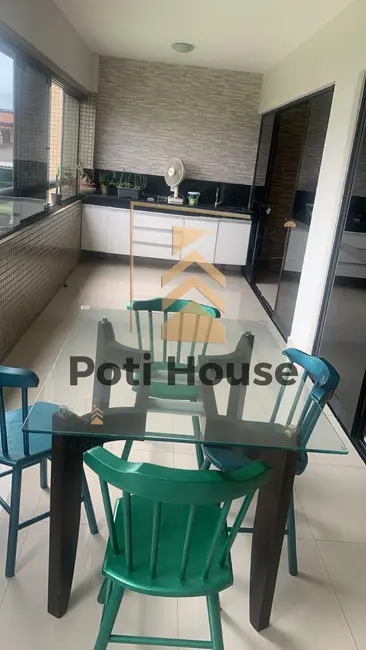 Apartamento com 3 quartos à venda, 307m2 em Candelária, Natal - RN - imagem 3 Foto 3 de Apartamento com 3 quartos à venda, 307m2 em Candelária, Natal - RN