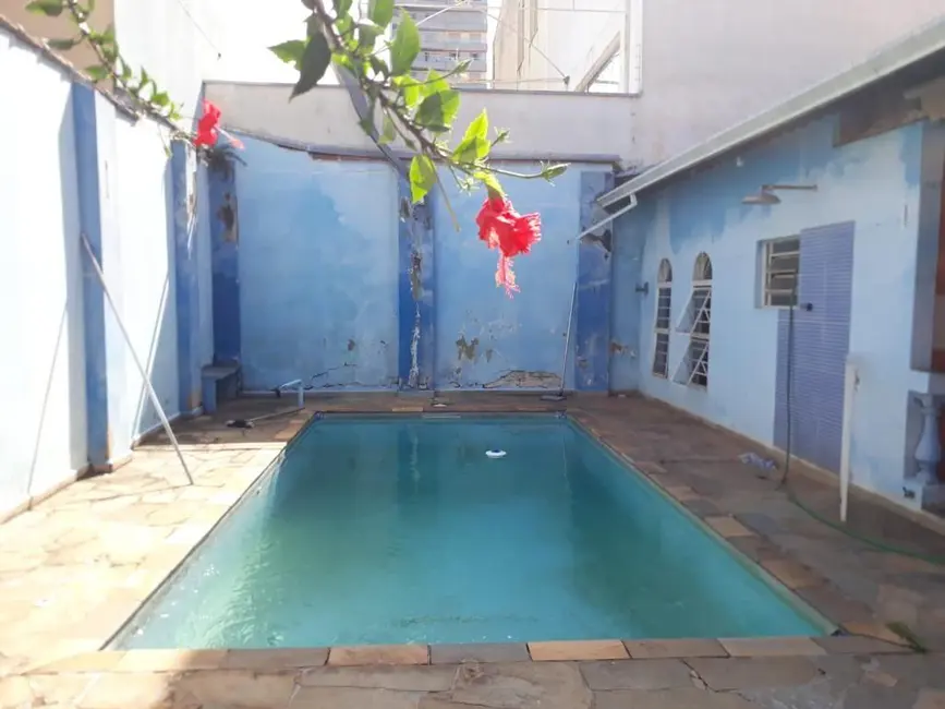 Foto 2 de Casa com 2 quartos à venda, 134m2 em Centro, Tatui - SP